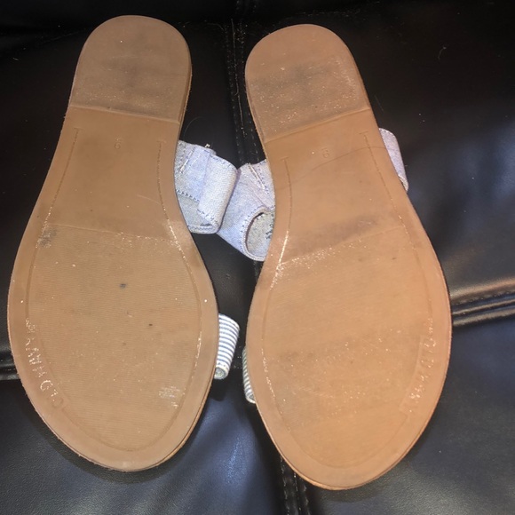 Sandals - Picture 2 of 4